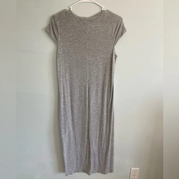 Jessica Simpson Heather Gray Tee Size S - Picture 4 of 4